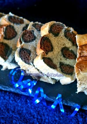 A picture of Leopard bread.