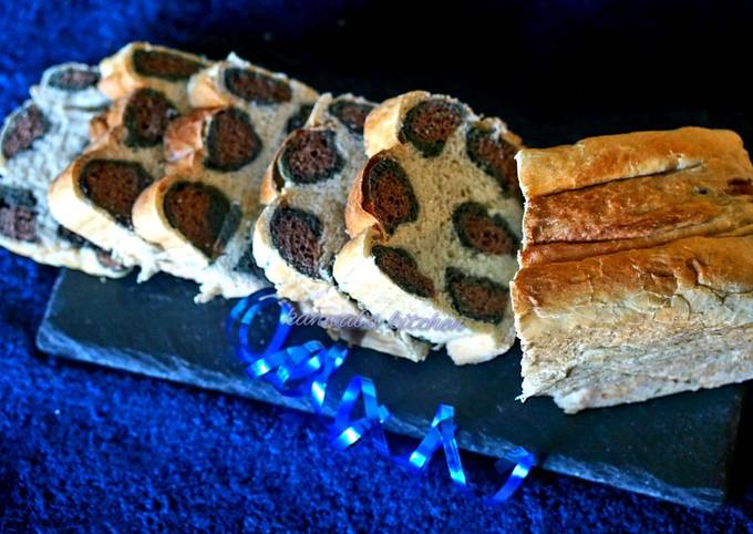 Leopard bread