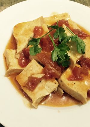 Hình của món Đậu hủ tươi sốt cà.