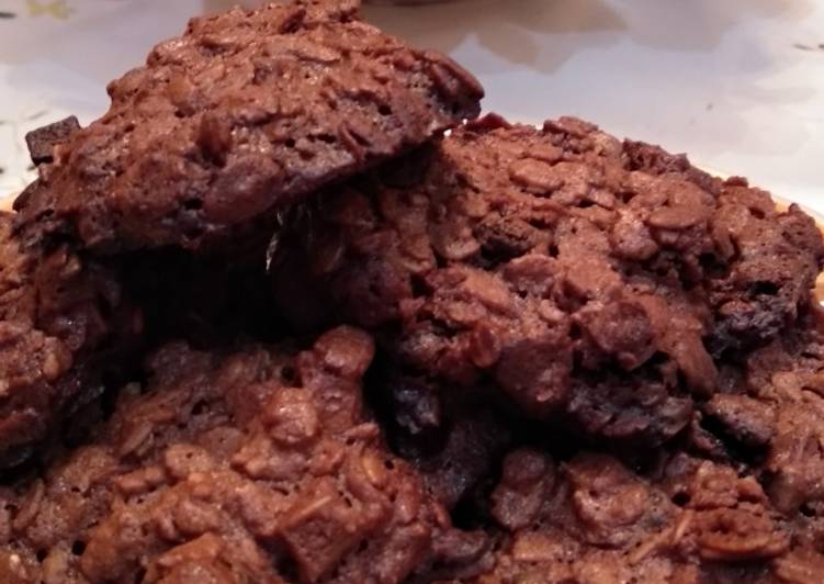 Muesli Chocolate Cookies