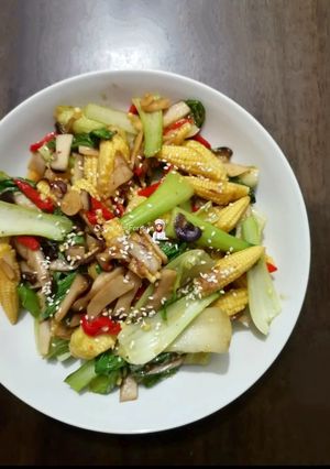 Gambar King Oyster Mushroom, Putik Jagung & Bok Choy Tumis Sos Tiram