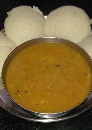 सूजी इडली ( sooji idli recipe in Hindi रेसिपी मुख्य फोटो