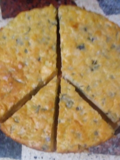 Una foto de Tarta de cebolla y queso 🧀