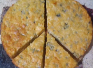 Una foto de Tarta de cebolla y queso 🧀