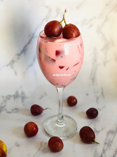 A picture of Yoghurt fruity.