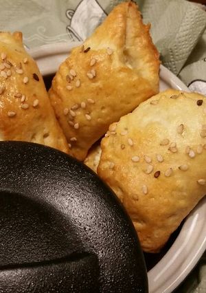 Φωτογραφία της συνταγής Εκπληκτικά τυροπιτάκια με γιαούρτι (ζύμη κουρού) !!