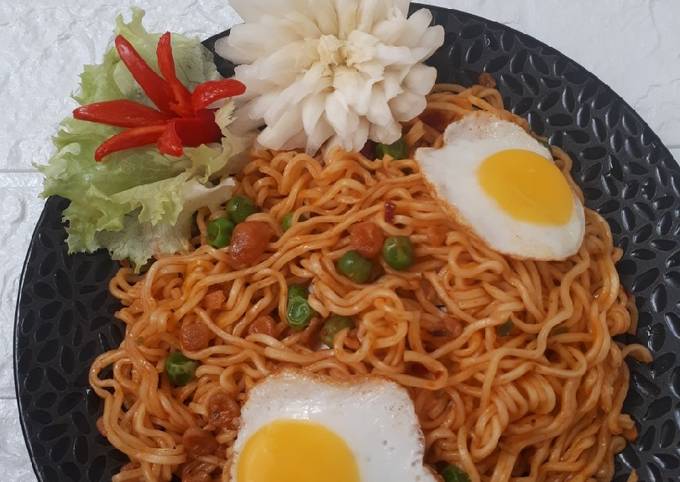 Mie goreng saori lada hitam