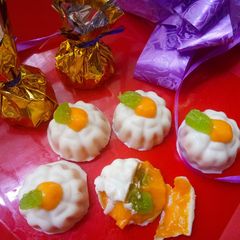 A picture of Raw mango candy and Aamrakhand filled Chocolates.