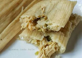 How to Cook Perfect Chicken in Salsa Verde Tamales