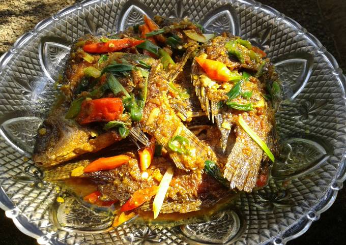 Resep Gurame Bumbu Kuning Anti Gagal