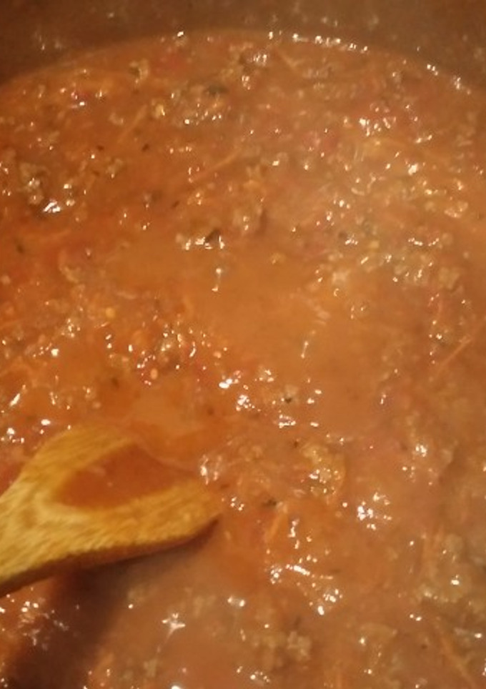 Una foto de 🥩Tuco de carne picada🍅