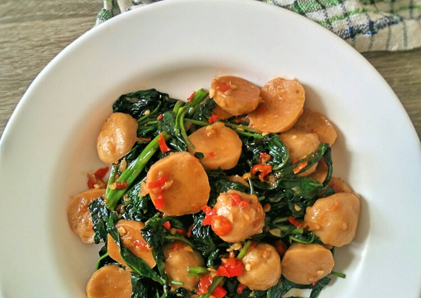 Kangguru bakar dengan sambal teras
