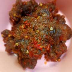 A picture of Dendeng sapi.