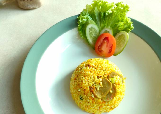 Resep Nasgor Kunyit Daur Ulang Anti Gagal