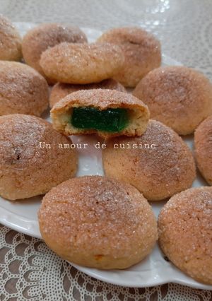 Une photo de Biscuits à la pâte de fruits ☕🍬