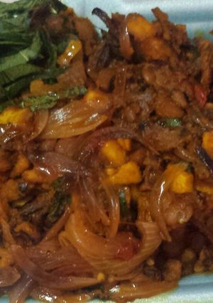 A picture of Beans mix with plantain and yam.