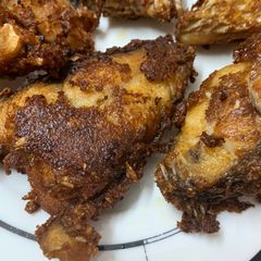 A picture of Fried Fish.