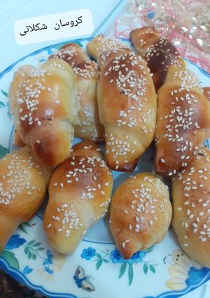 عکسی از دستور کروسان شکلاتی