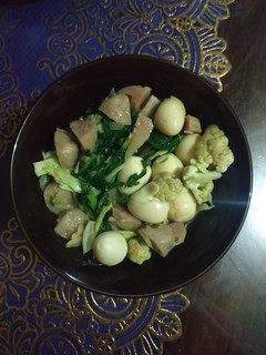 Foto resep 11.Tumis sayuran telur puyuh & bakso saos tiram