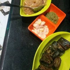 A picture of Arbi ke patode.