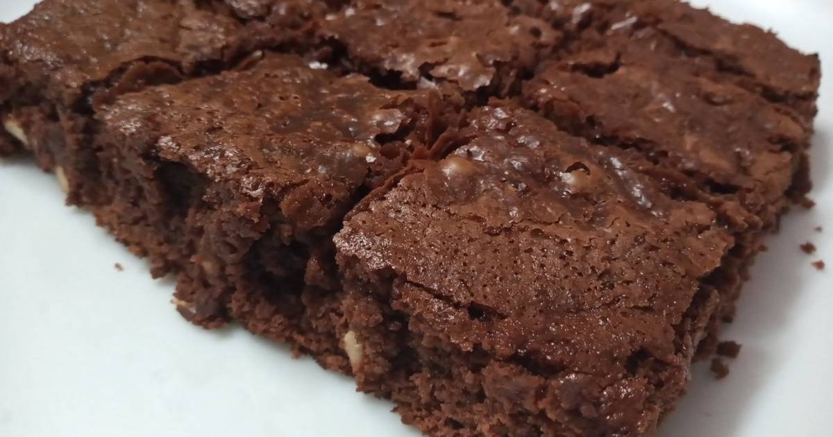 Brownie Cake - Stephanie's Sweet Treats