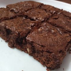 A picture of Chocolate Brownie Cake.
