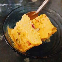 A picture of Mango kulfi.