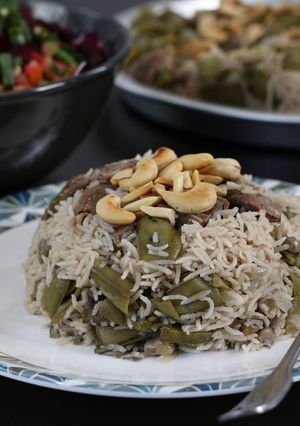 صورة لوصفة ربيعين او (مقلوبة فول أخضر)