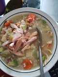Caldo de pollo con arroz blanco