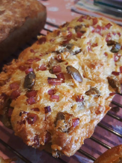 Une photo de Cake aux olives et au jambon