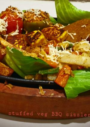 વેજ બાર્બેક્યુ સિઝલર (Veg. Barbeque Sizzler Recipe In Gujarati) રેસીપી મુખ્ય ફોટો