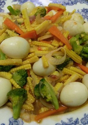 Foto resep Putren telor puyuh saos tiram untuk balita