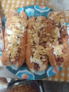 Una foto de Hot dog con salsa bbq