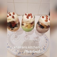 A picture of Fruits Dessert.