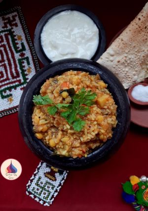 A picture of Girnari Khichdi: Spicy Kathiyawadi One-Pot Meal.