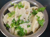 Nadru Yakhni (Kashmiri Style Lotus Stem in Yogurt)