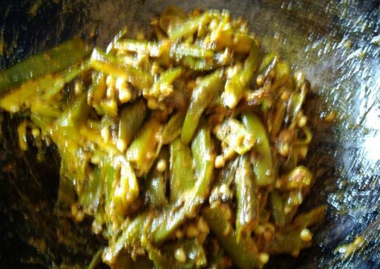 Steps to Make Favorite Bhindi