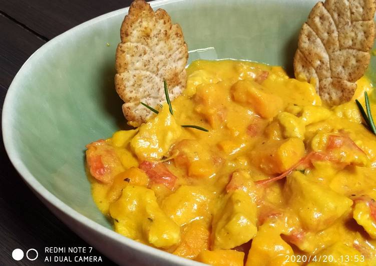 Simple Way to Prepare Award-winning Bocconcini di pollo con patata dolce,pomodorini e curcuma