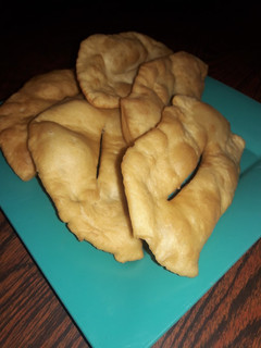Una foto de Torta frita❤