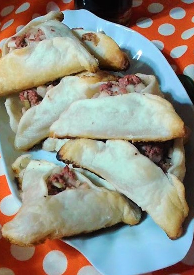Una foto de Fatay; Sfijas; Empanadas Árabes