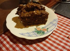 Una foto de Bundt de doble chocolate