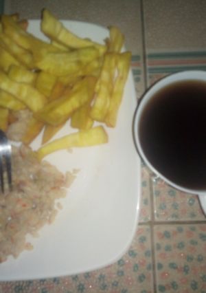 A picture of Fried chips (sweet potato) with scramble egg #Ramadhancontest.