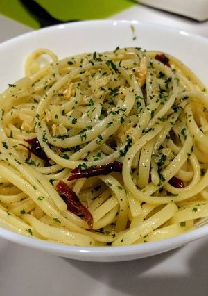 A picture of Spicy Peperoncino Pasta 🌶 (chili-pepper spaghetti).