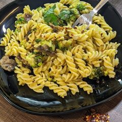 A picture of Simple and Easy Pasta.