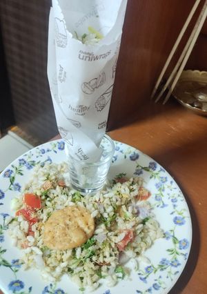 A picture of Bombay style Sukha bhel.