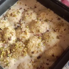 A picture of Ras malai.