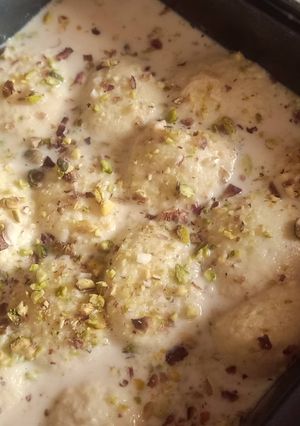 A picture of Ras malai.