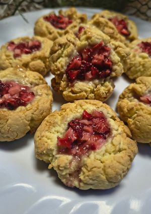 Una foto de Galletitas Pepas Con Frutillas Frescas