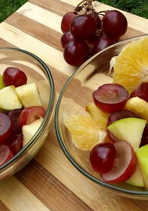 A picture of Fresh fruits salad.