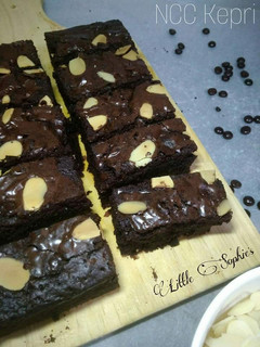 Foto resep Shiny Crust Brownies